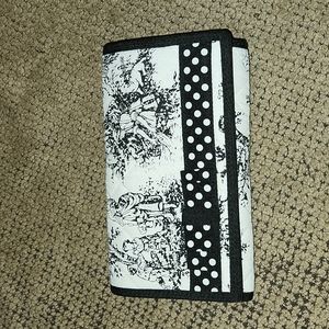 Vivary Quilted Wallet